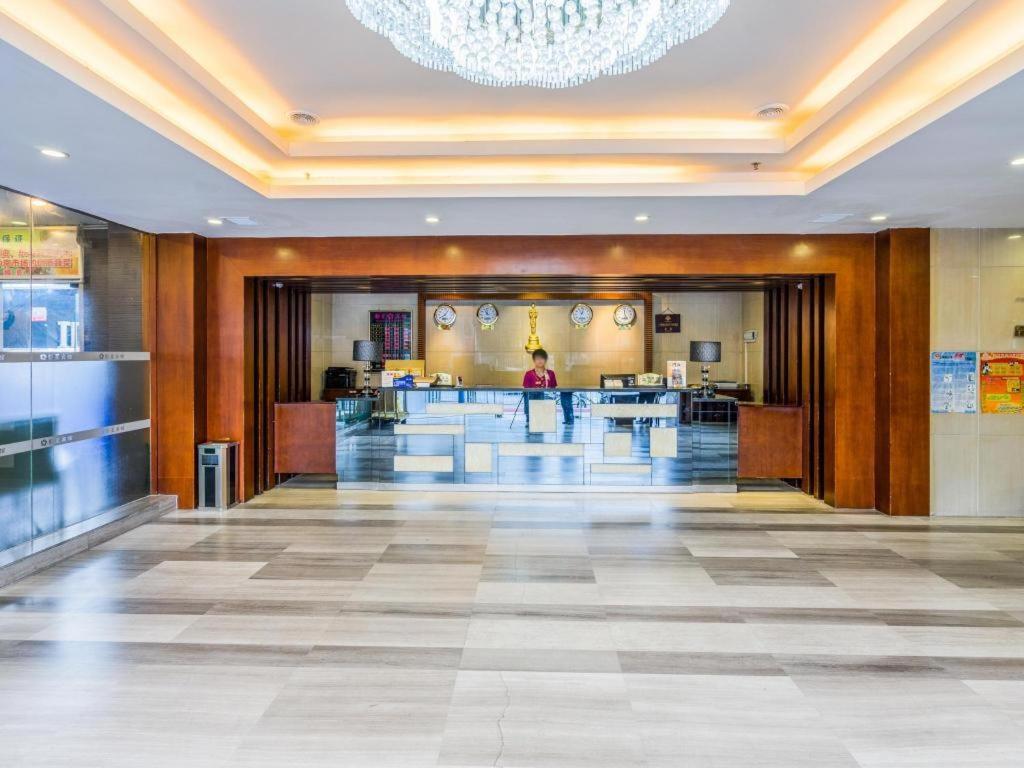 Movie Star Hotel Guangzhou Exterior photo
